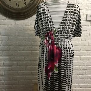 Mi Manchi v-neck striped black and white dress